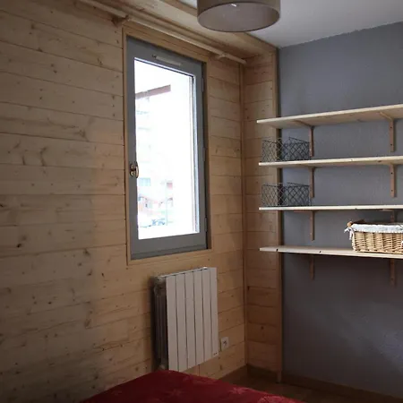 Schuss - Location: Renove Avec Et Cabine, Proche Des Pistes Mae-9028 Val Thorens